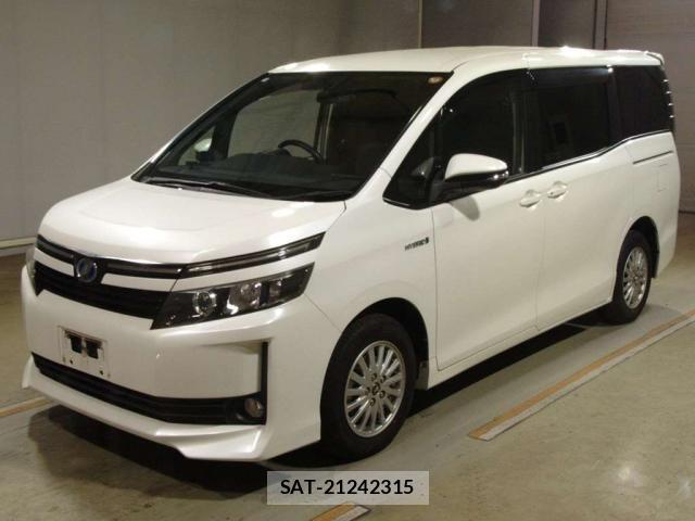Toyota VOXY 2014-11 8373861-9