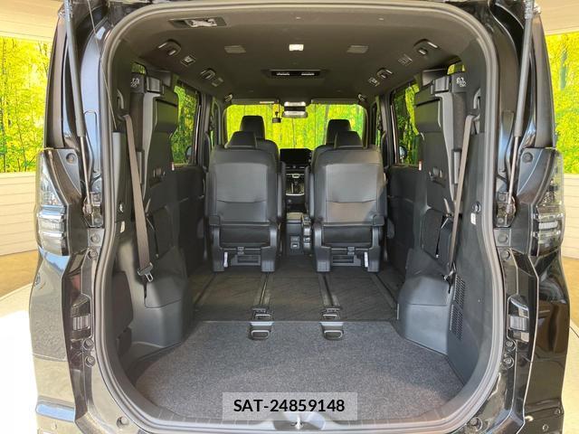 Toyota VOXY 2025-06 8373925-10