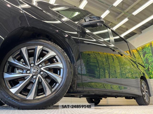 Toyota VOXY 2025-06 8373925-13