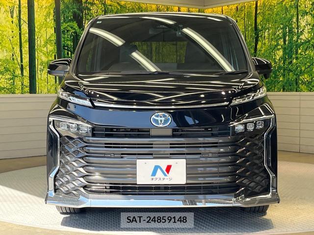 Toyota VOXY 2025-06 8373925-14