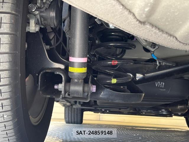 Toyota VOXY 2025-06 8373925-19
