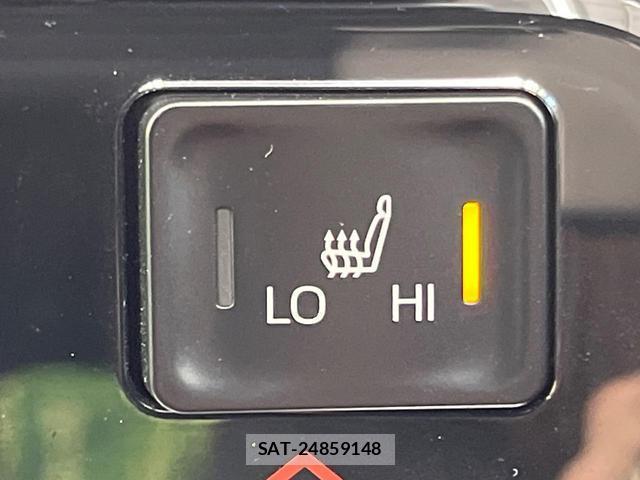 Toyota VOXY 2025-06 8373925-5
