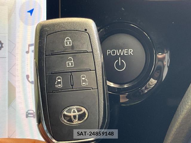 Toyota VOXY 2025-06 8373925-6