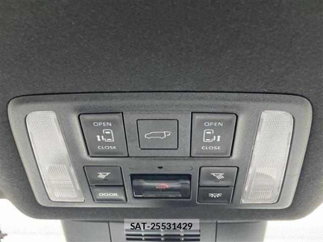 Toyota VOXY 2023-09 8374099-16