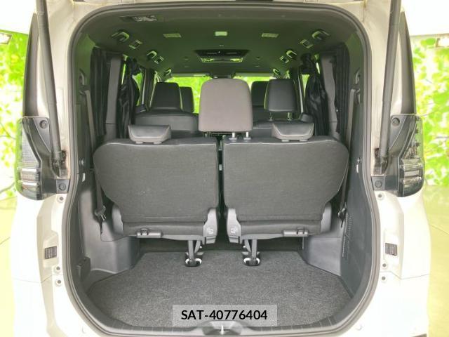 Toyota VOXY 2023-08 8374131-7