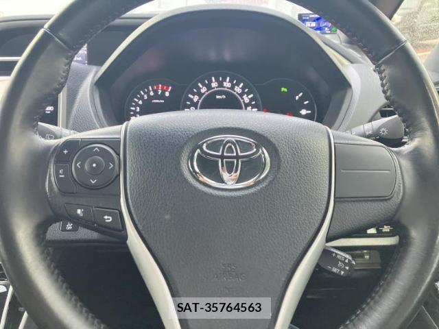 Toyota VOXY 2019-11 8374140-14