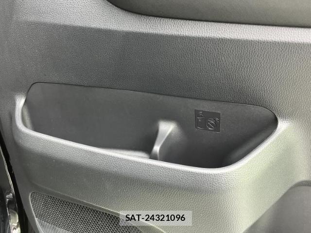 Toyota VOXY 2025-02 8374164-7