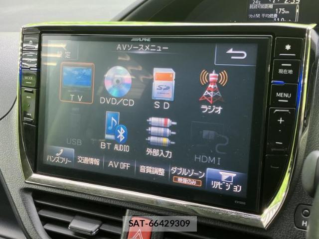 Toyota VOXY 2014-10 8374166-10