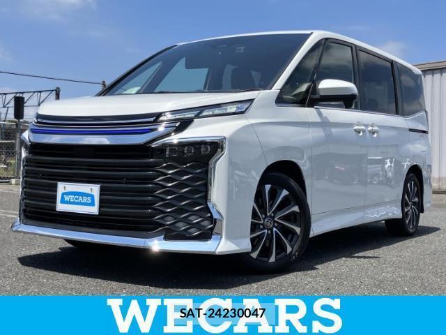 Toyota VOXY 2024-08 8374175-0