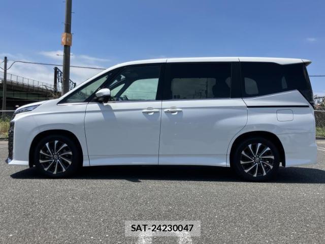 Toyota VOXY 2024-08 8374175-1