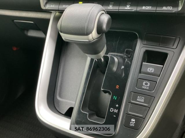 Toyota VOXY 2022-07 8374186-16