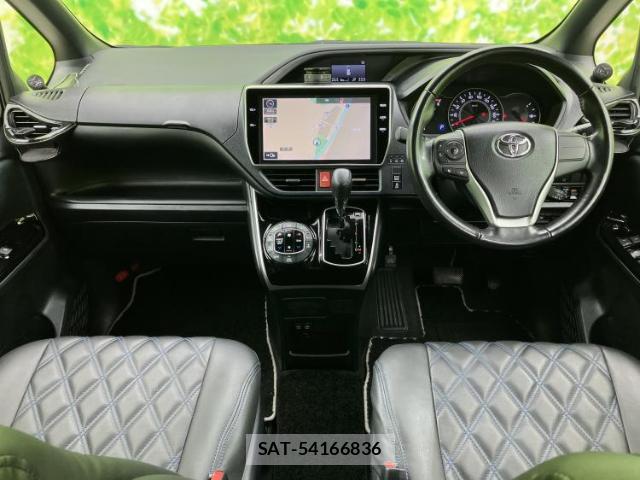 Toyota VOXY 2018-02 8374209-3