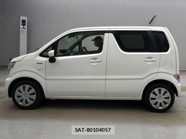 Suzuki WAGON R 2021-08 8372817-6