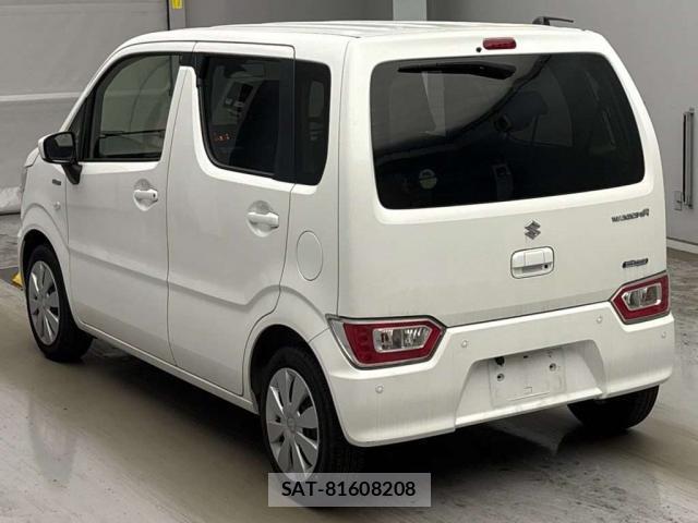 Suzuki WAGON R 2021-08 8372818-1