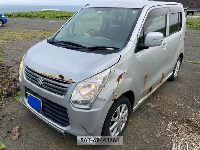 Suzuki WAGON R 2013-08 8373018-0