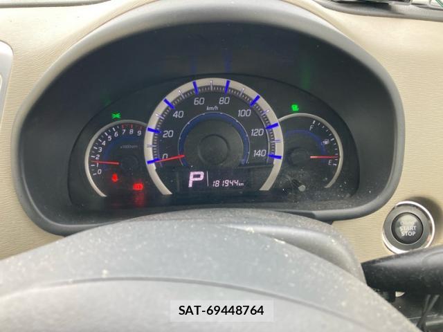 Suzuki WAGON R 2013-08 8373018-15