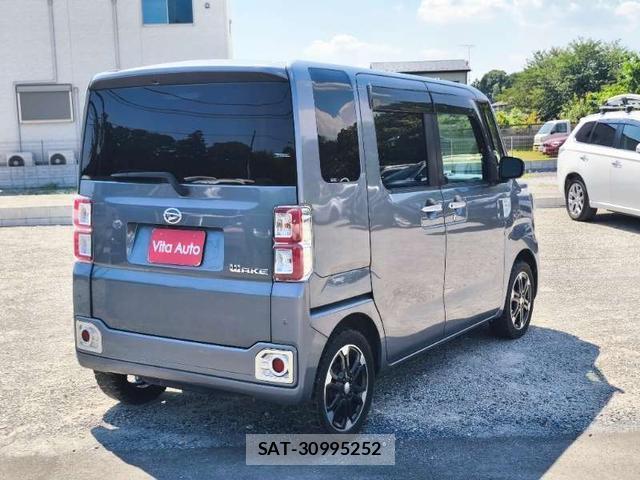 Daihatsu WAKE 2017-01 8372769-13