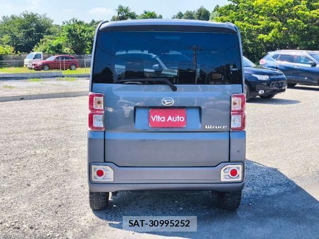 Daihatsu WAKE 2017-01 8372769-3