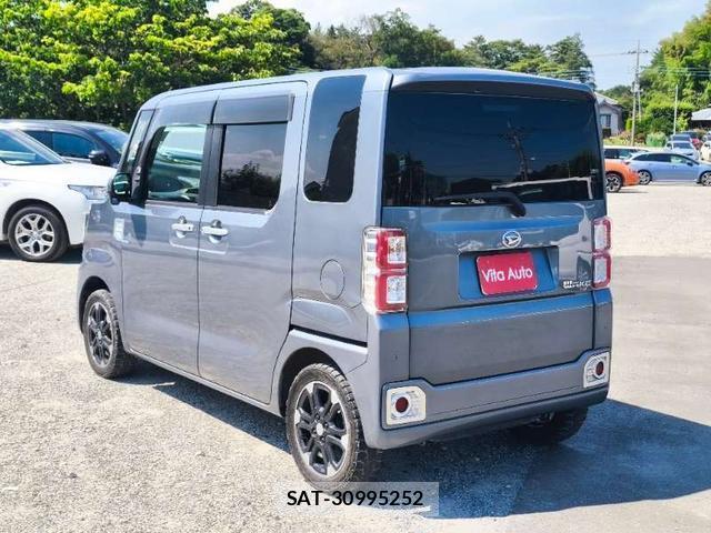 Daihatsu WAKE 2017-01 8372769-4