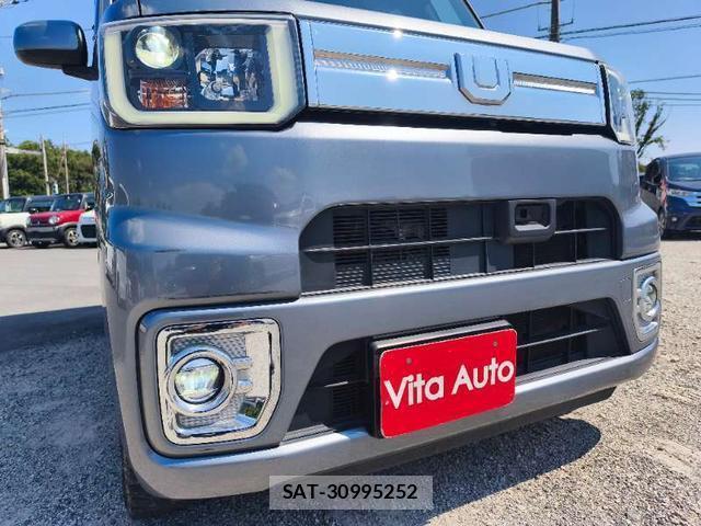 Daihatsu WAKE 2017-01 8372769-6