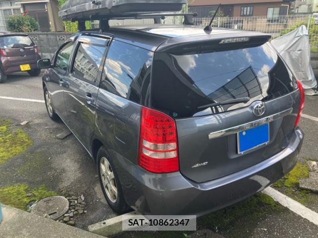 Toyota WISH 2004-02 8372483-1