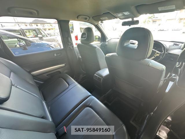 Nissan X-TRAIL 2013-07 8372582-10