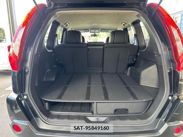 Nissan X-TRAIL 2013-07 8372582-11
