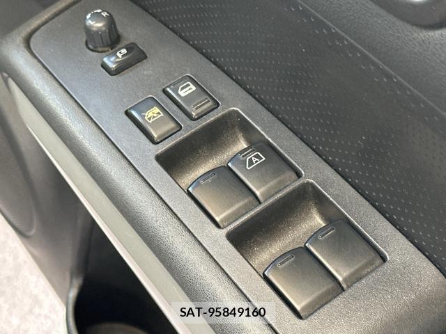 Nissan X-TRAIL 2013-07 8372582-14