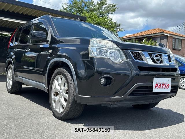 Nissan X-TRAIL 2013-07 8372582-18