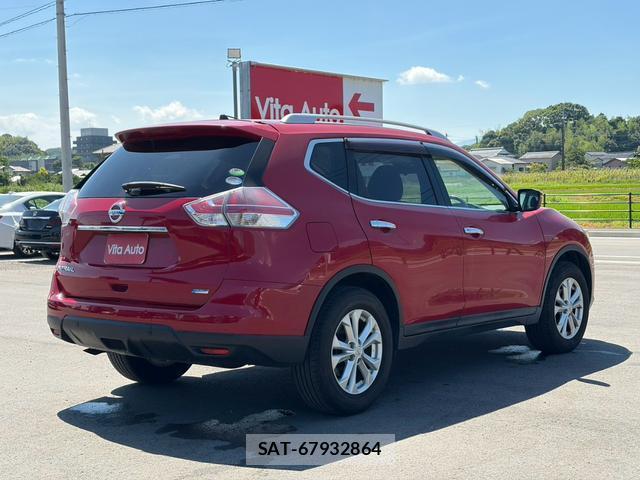 Nissan X-TRAIL 2014-11 8372653-12