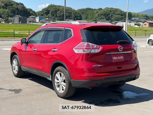 Nissan X-TRAIL 2014-11 8372653-4