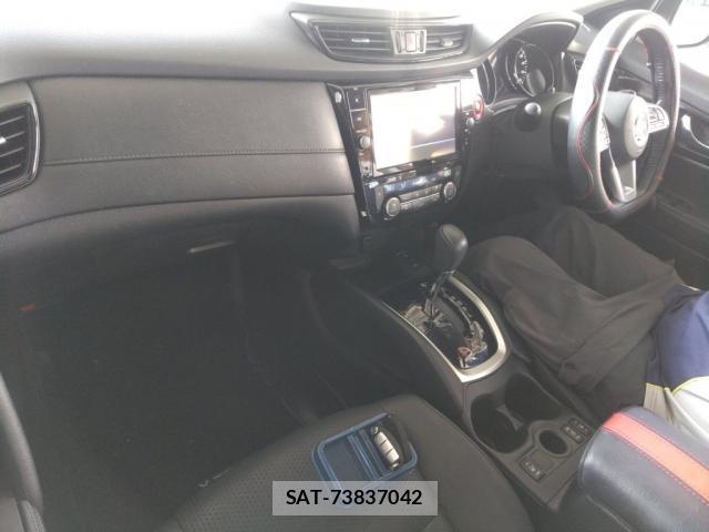 Nissan X-TRAIL 2020-02 8372916-2