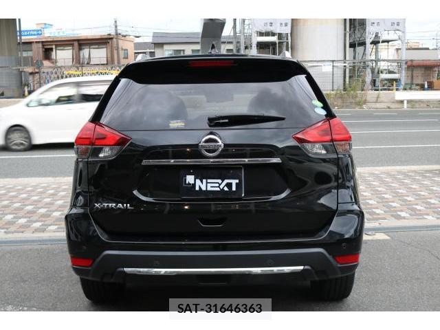 Nissan X-TRAIL 2018-10 8373367-1