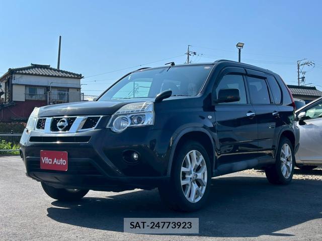 Nissan X-TRAIL 2013-10 8373775-9