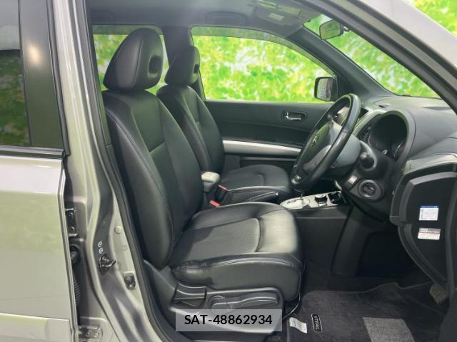 Nissan X-TRAIL 2013-01 8374268-3