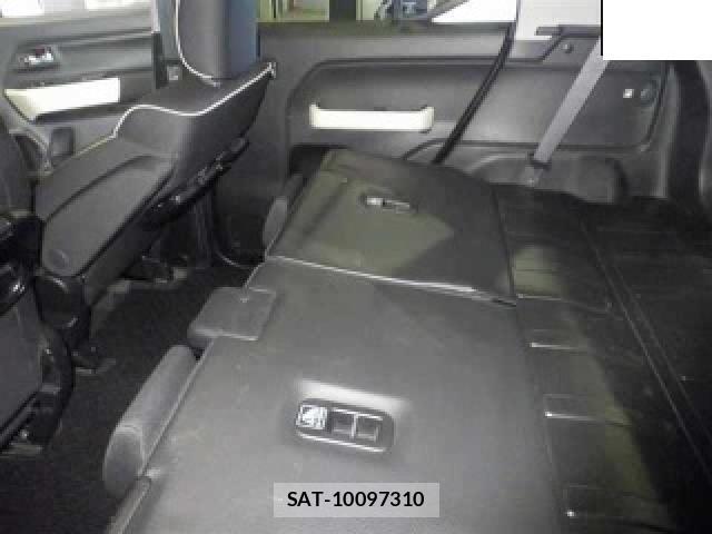 Suzuki X BEE 2020-08 8373303-4