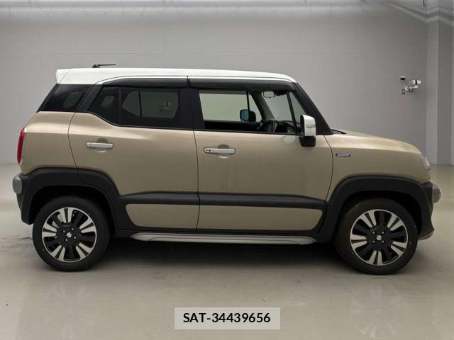 Suzuki X BEE 2023-08 8373312-8