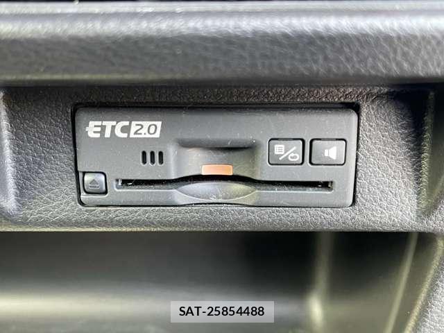 Suzuki X BEE 2020-10 8373638-9