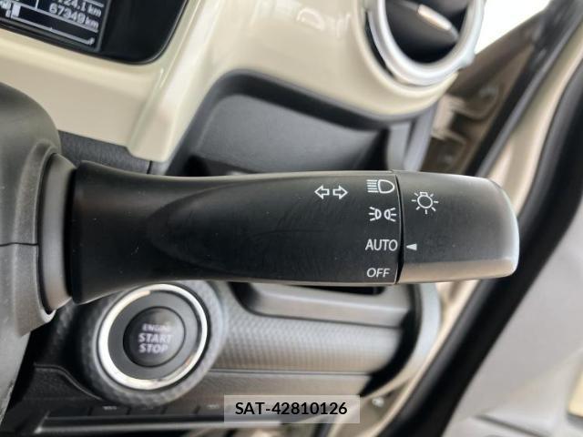 Suzuki X BEE 2019-10 8374245-12