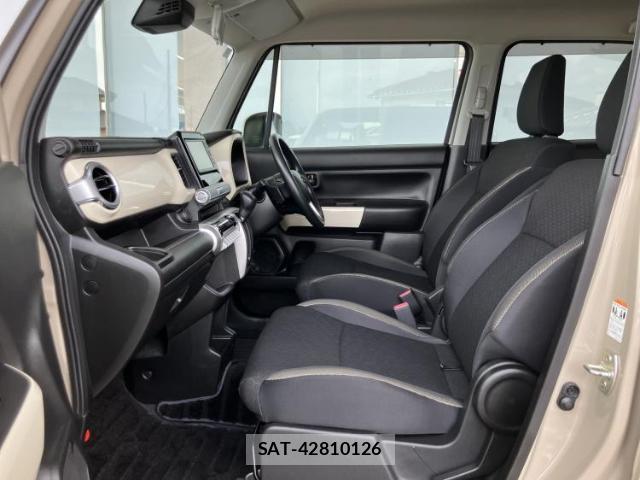 Suzuki X BEE 2019-10 8374245-5