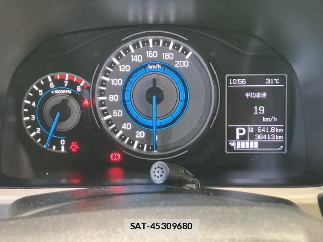 Suzuki X BEE 2019-05 8374249-12
