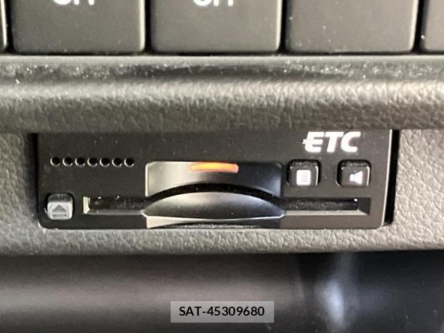 Suzuki X BEE 2019-05 8374249-17