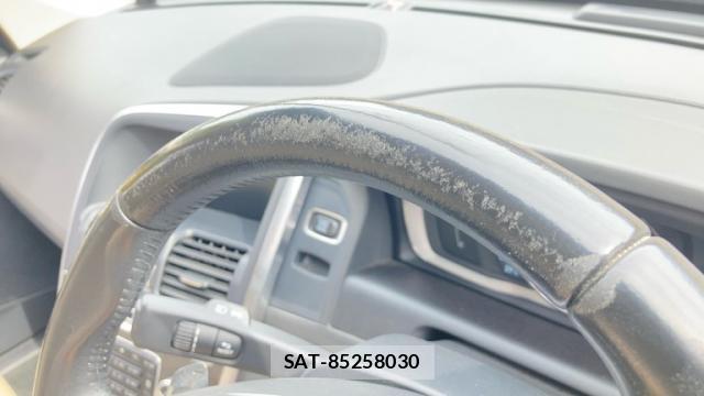 Volvo XC60 2016-08 8373008-17