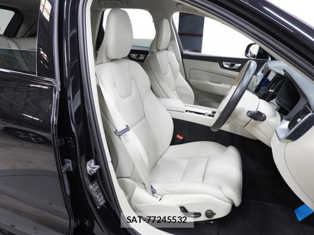 Volvo XC60 2021-12 8373055-12
