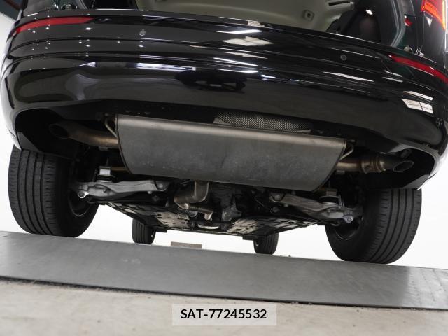 Volvo XC60 2021-12 8373055-18