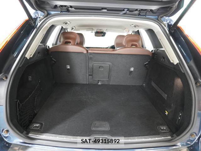 Volvo XC60 2019-08 8373057-15