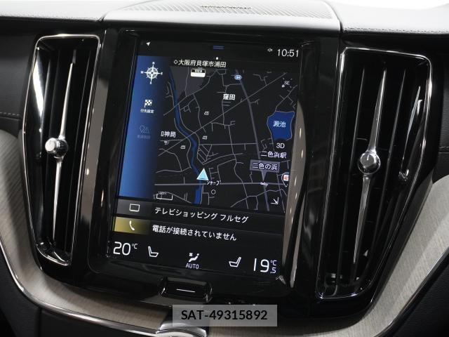 Volvo XC60 2019-08 8373057-6