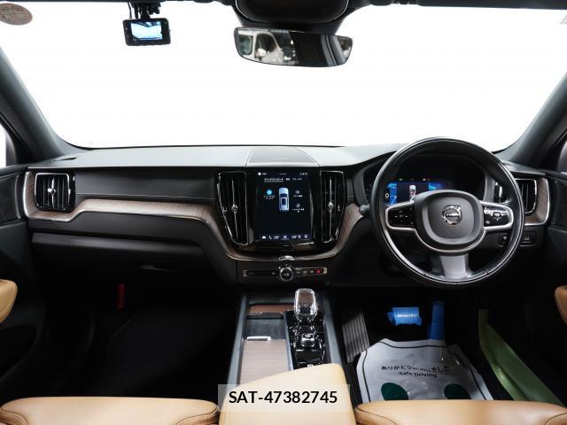Volvo XC60 2021-10 8373058-2
