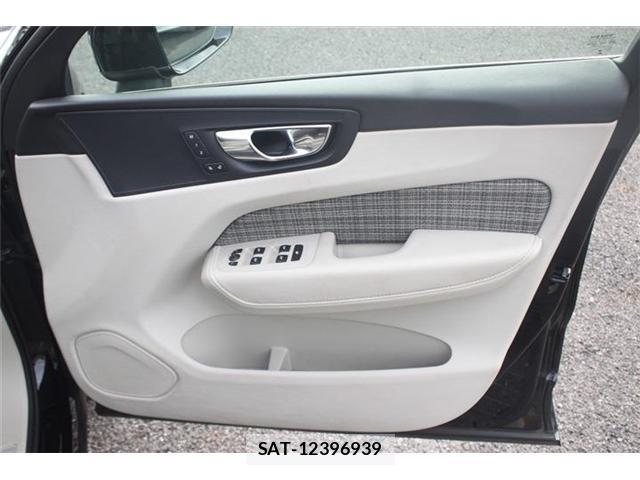 Volvo XC60 2018-07 8373551-15