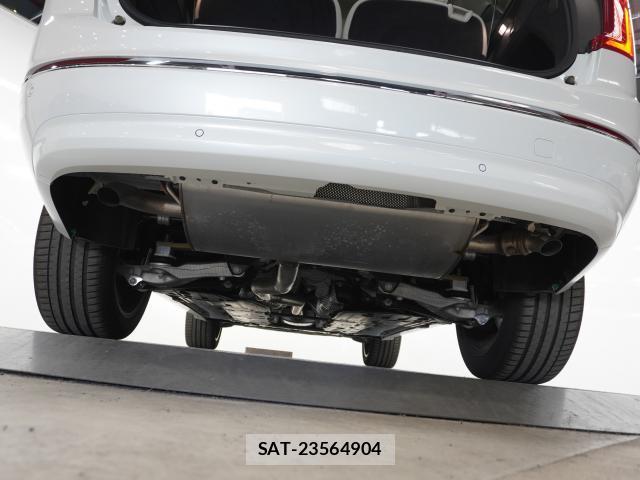 Volvo XC90 2025-03 8373056-19